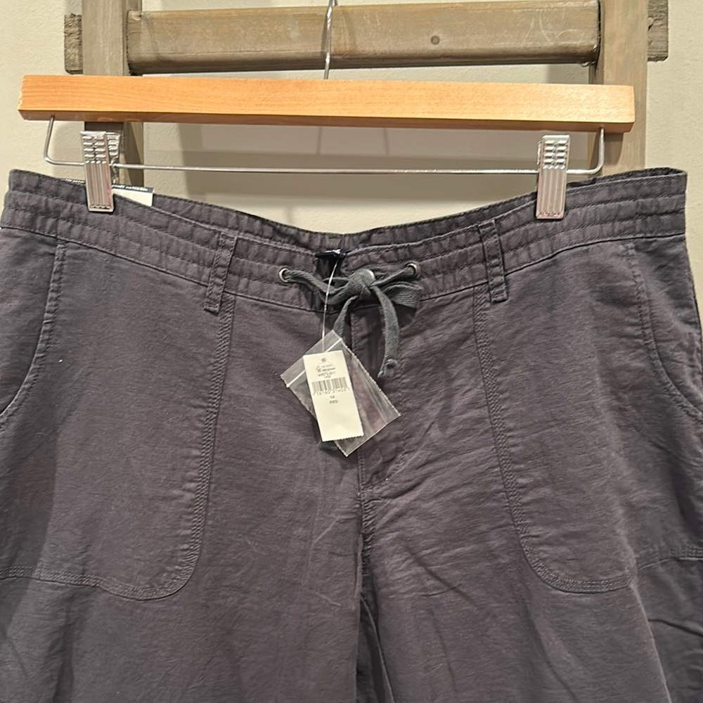 GAP Factory Charcoal Grey Wide Leg Linen Pants - Picture 5 of 5